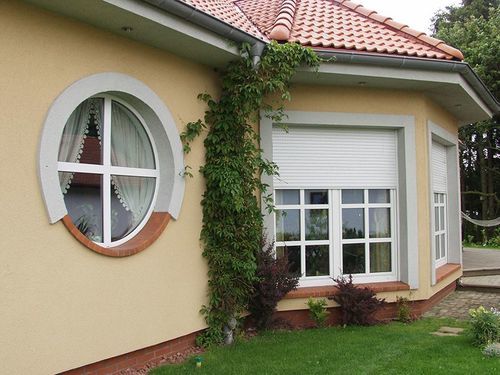 Jak efektownie wykończyć elewację i zapewnić większą odporność na wilgoć? Znaczenie listew elewacyjnych do system&oacute;w dociepleń